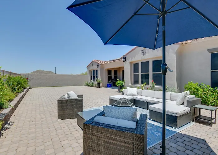 Holiday home Group-friendly Estrella Gem: Hike, Cheer & Explore *