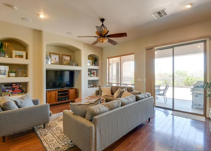 Holiday home Group-friendly Estrella Gem: Hike, Cheer & Explore Liberty